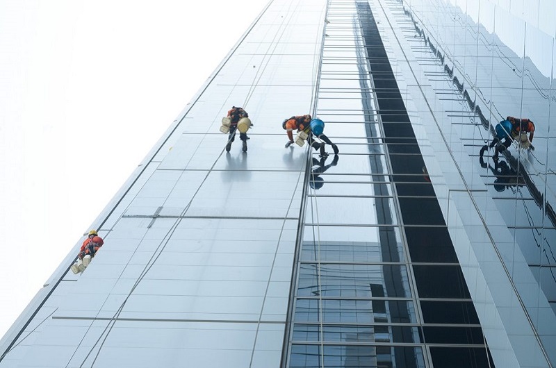 Facade cleaning