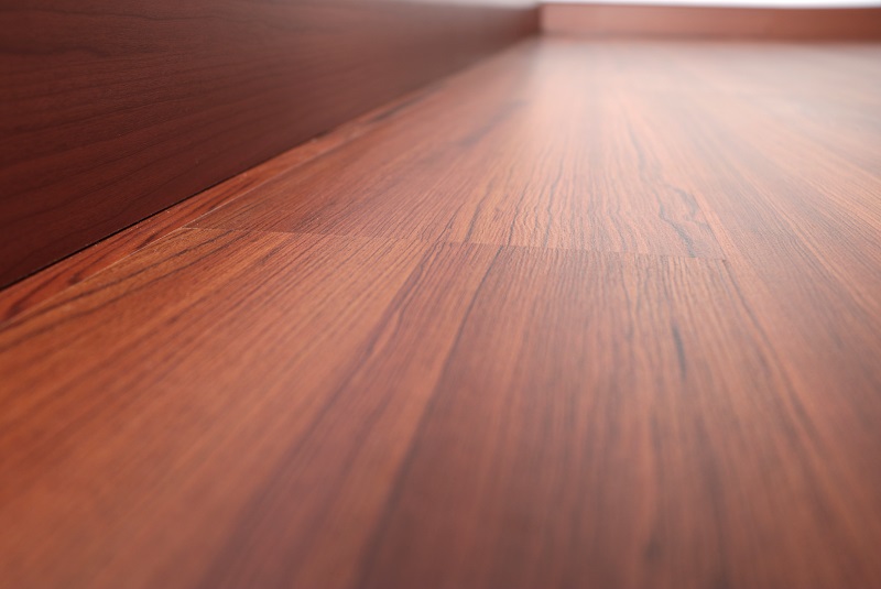 Vinyl Flooring - Tapping into the Pros & Cons