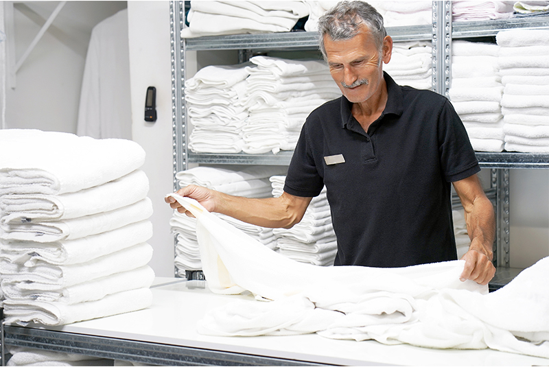 Hotels going the linen rental way